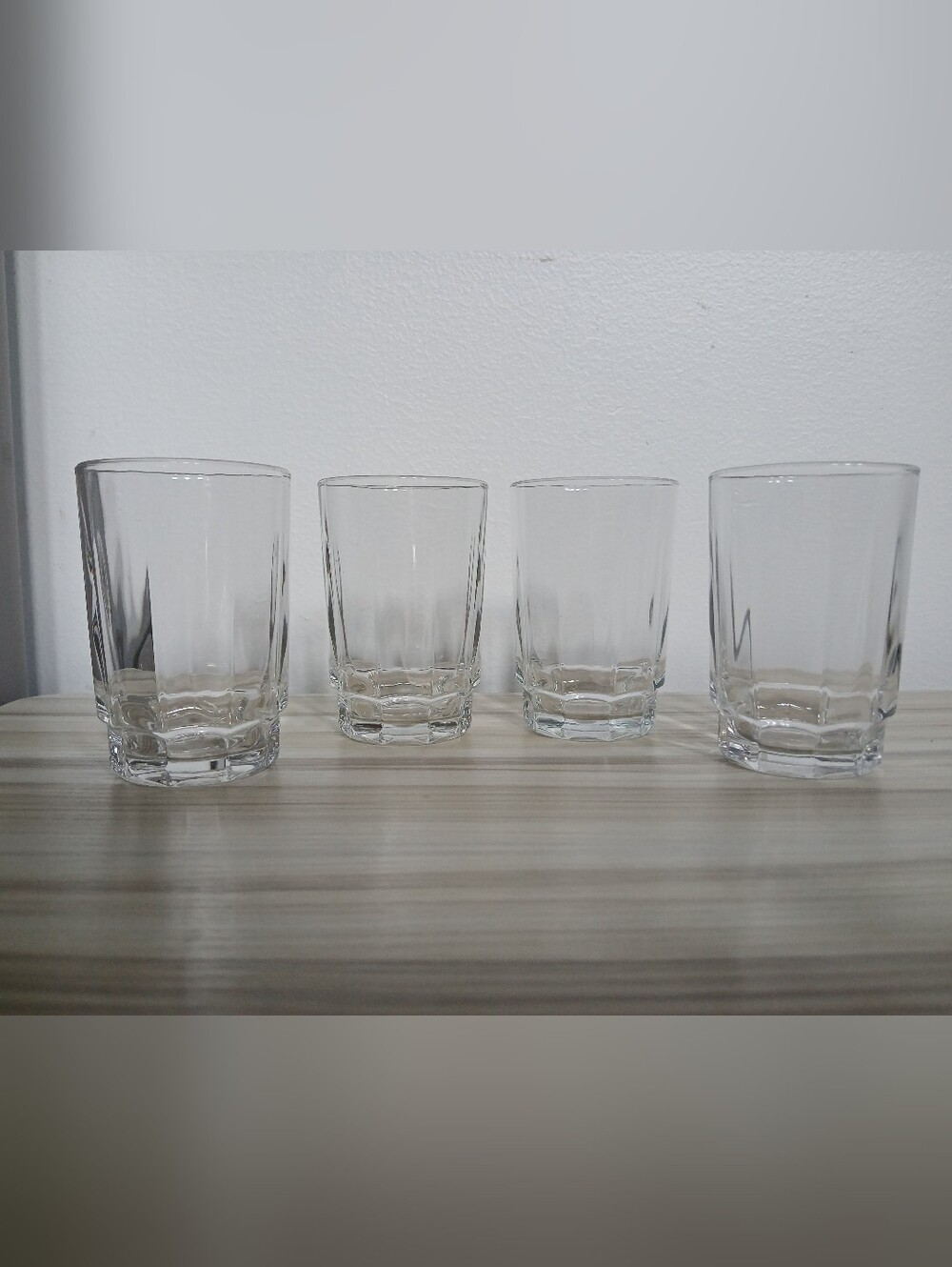Vintage Clear Glass Juice Glasses Cups Set of 4 - Picture 1 of 15